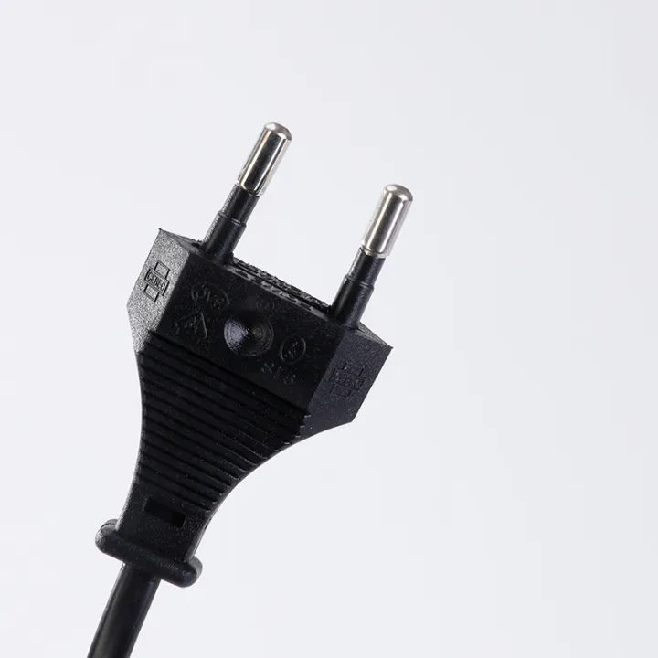 Voltage%20Transformer,%20500%20Watt,%20Step%20Down,%20220%20Volt%20to%20110%20V%20Power%20Converter,%20White%20-%20Image%209