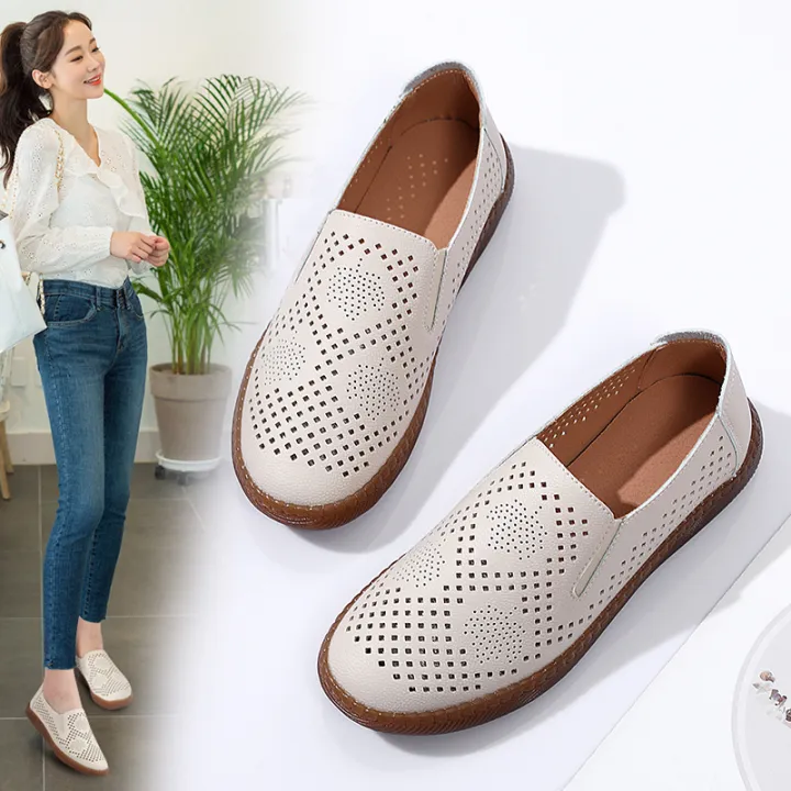 Summer%20Women%20Casual%20Shoes%20Fashion%20Hollow%20Out%20Loafers%20Breathable%20Women's%20Flat%20Shoes%20Ladies%20Designer%20Sneakers%20Slip-on%20Moccasins%20Moonlight%20Shines%20-%20Image%205