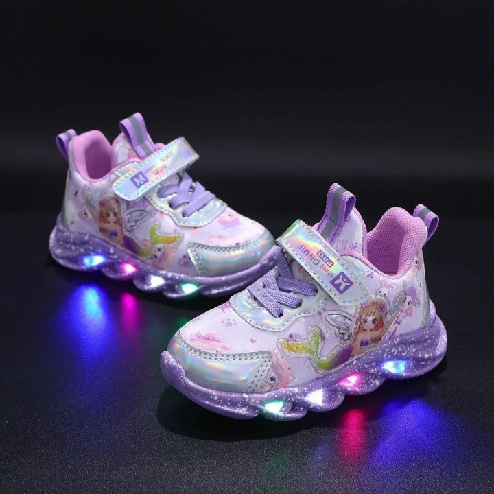 Size%2021-30%20Kids%20Casual%20LED%20Lights%20Shoes%20for%20Girls%20Children%20Luminous%20Sports%20Sneakers%20Baby%20Glowing%20Soft%20Bottom%20Running%20Footwear%20-%20Image%204