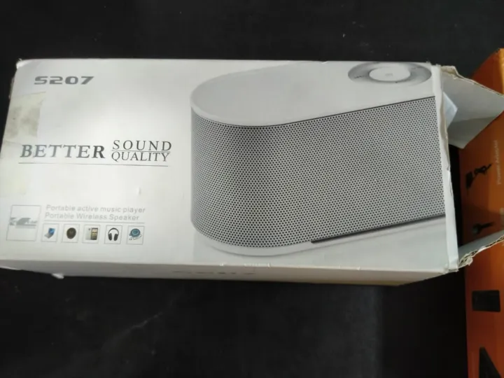 High-Performance%20-%20S207%20Portable%20Wireless%20Bluetooth%20Speaker%20-%20Highly%20Durable%20-%20Upscaled%20Reliablity%20-%20Sleek%20Usage%20-%20Image%202