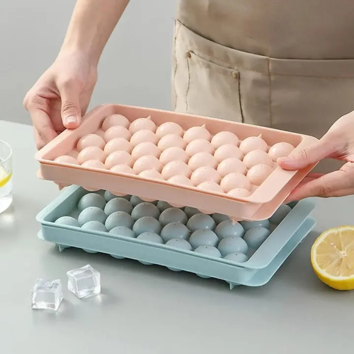 Round%20Ice%20Ball%20Tray%20Ice%20Cube%20Making%20Mold%20for%20Freezer%2033%20Grids%20Sphere%20Ice%20Cube%20Tray%20Maker%20-%20Best%20Quality%20Product%20-%20Image%206