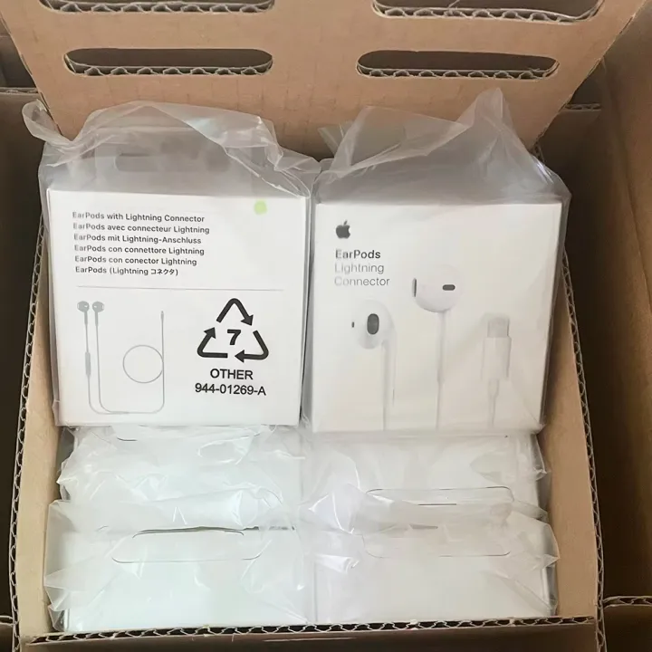 Apple%20EarPods%20Original%20Headphones%20with%20Lightning%20USB-C%203.5mm%20Wired%20EarBuds%20for%20iPhone%2016%20Pro%20Max%2015%2014%2013%2012%2011%20X%20XS%20XR%208%207%20Plus%20-%20Image%206