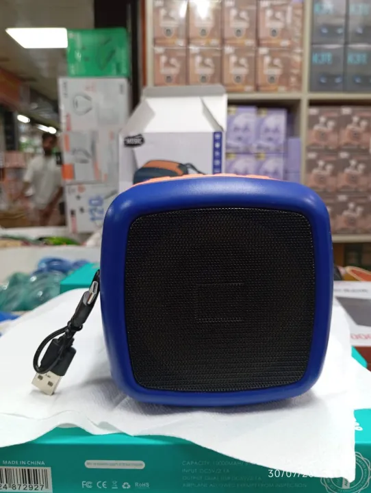Wireless%20Portable%20Rechargeable%20Mini%20Disco%20Speaker%20X-911%20with%20Bluetooth,%20FM%20Radio,%20AUX,%20TF%20Memory%20Card%20Reader%20and%20USB%20Pen%20Drive%20-%20Image%205