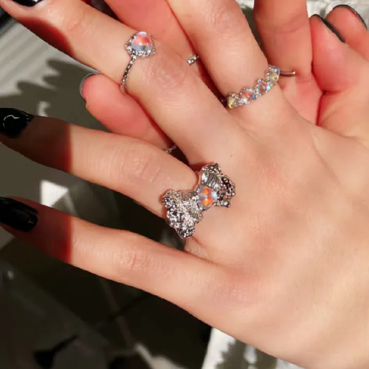 Gradient%20Love%20Moonstone%20Ring%20Tin%20Foil%20Texture%20Silver%20Bow%20Adjustable%20Ring%20Niche%20Heart%20Shaped%20Open%20Ring%20-%20Image%203