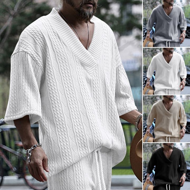 Men Top Men's Retro Applique V Neck Half Sleeve Loose Fit T-shirt Soft Breathable Sports Casual Tee Polyester Half-sleeve Shirt