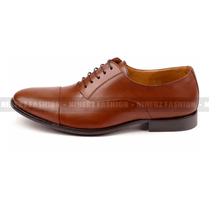 Premium%20Leather%20Shoe%20Lace-Up%20Formal%20Oxford%20Dress%20Shoes%20With%20A%20Breathable%20Naturally%20Lining%20And%20Durable%20Non-Slip%20Rubber%20Sole%20(Socks%20Free)%20-%20Image%2010