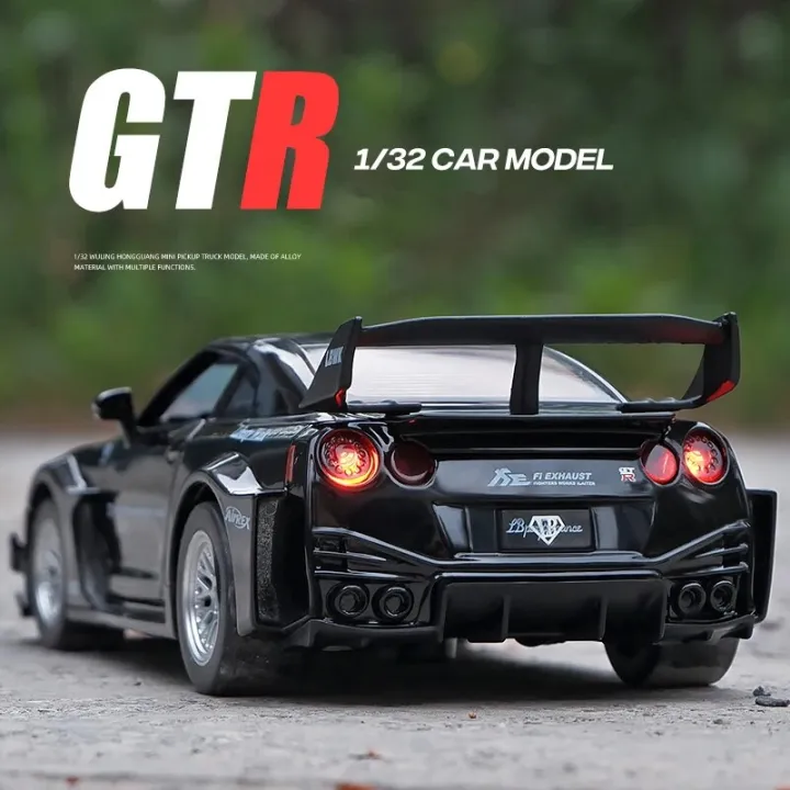 1:32%20Skyline%20Ares%20Nissan%20GTR%20CSR2%20Alloy%20Sports%20Car%20Model%20Diecast%20Metal%20Racing%20Car%20Model%20Simulation%20Sound%20and%20Light%20Kids%20Toy%20Gift%20-%20Image%202
