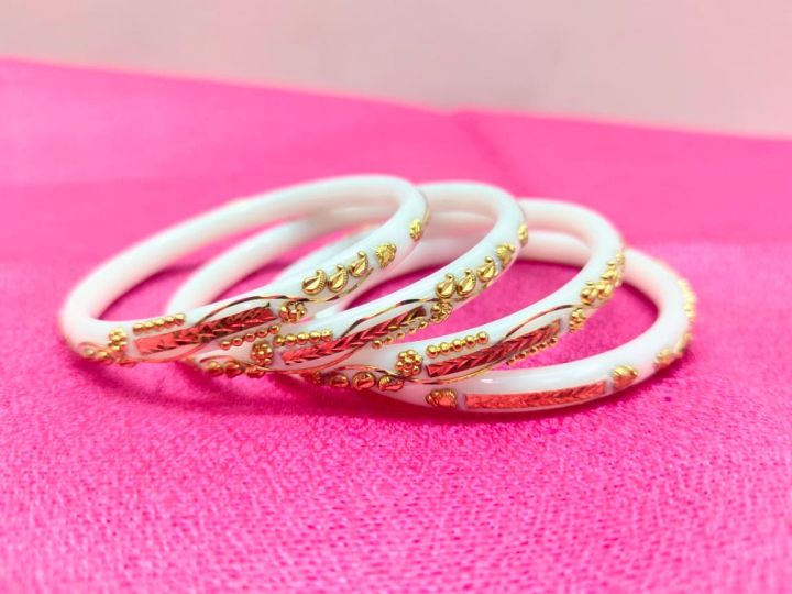 White%20Shakha%20Pola%20Bangles%20for%20Women%204%20Pcs%20Plastic.%20Party%20,%20Wedding%20,%20Anniversary%20,%20Druga%20Puja%20&%20All%20Time%20Use%20Sakha%20Bangles.%20Model:CD160.%20-%20Image%208