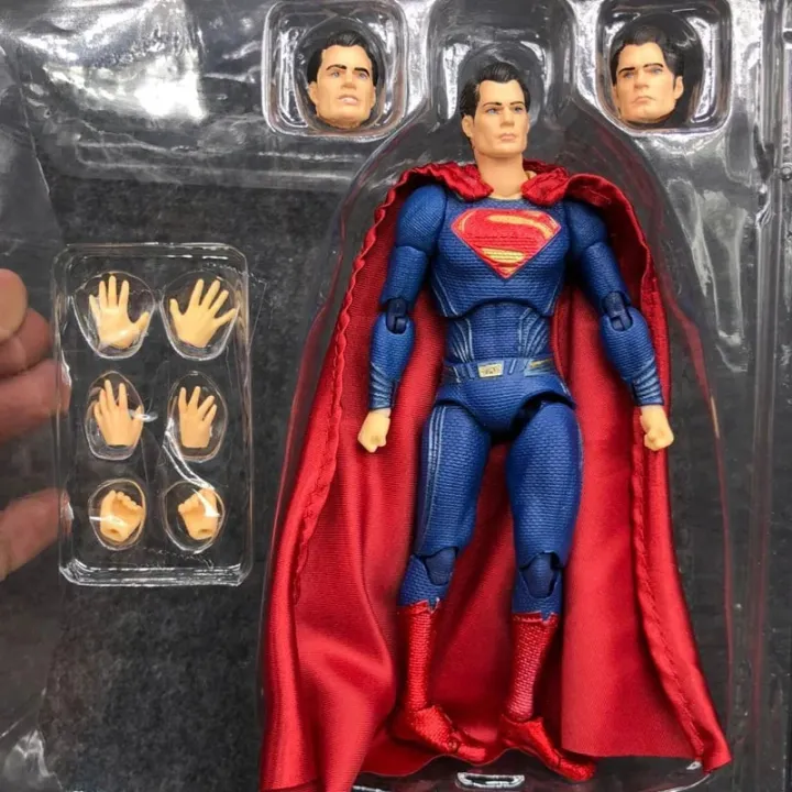 16cm%20DC%20Superman%20MAFEX%20057%20Justice%20League%20Super%20Man%20Action%20Figure%20Collection%20Model%20BJD%20Gift%20Toys%20-%20Image%205