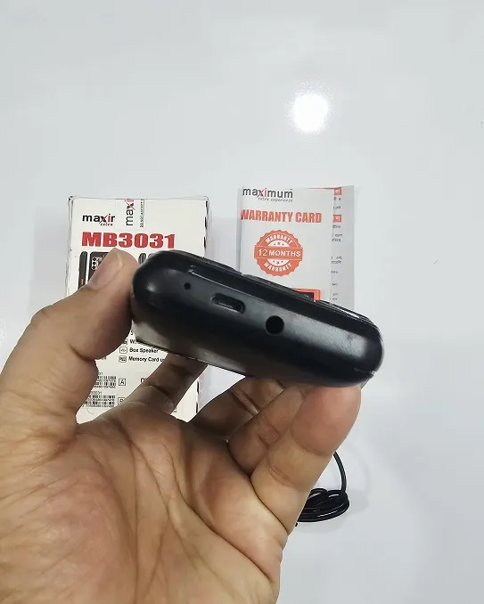 Maximum%20MB3031%20Button%20Phone%203000mAh%20Battery%20-%20Image%205