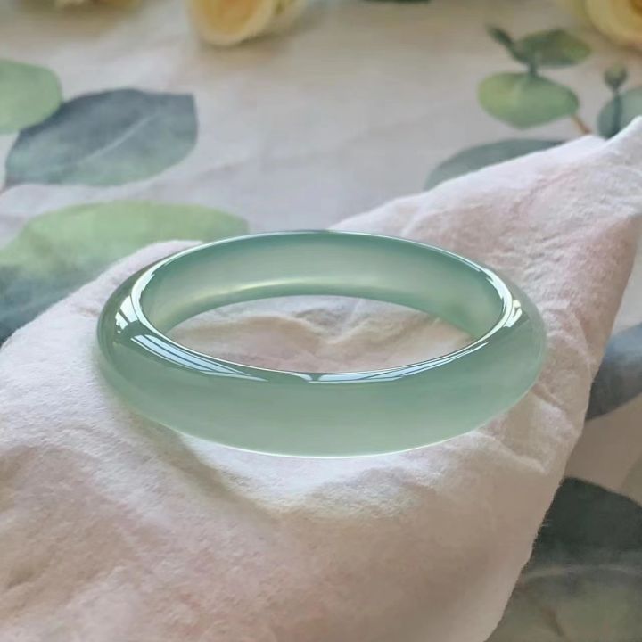 Natural%20Ice%20Agate%20Bracelet%20Round%20Flat%20Bar%20Clear%20Water%20Green%20Jade%20Bracelet%20Chalcedony%20Maiden%20Oil%20Green%20Bracelet%20Manufacturers%20Wholesale%20One%20Generation%20-%20Image%204