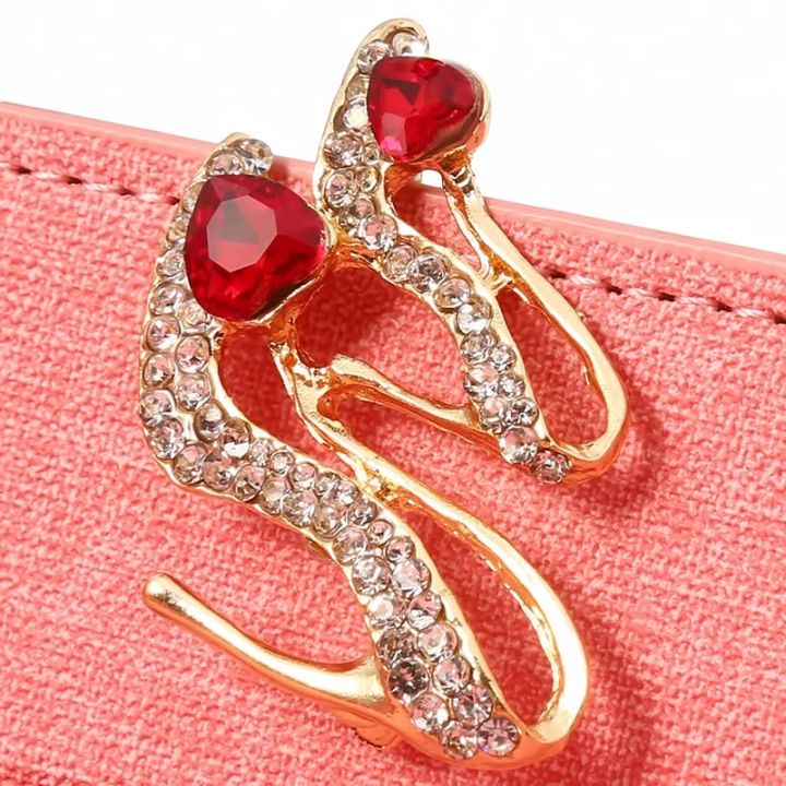 Ladies%20Crystal%20Rhinestone%20High%20Heel%20Princess%20Shoes%20Brooches%20Women%20Stylish%20Charm%20Brooch%20Pin%20-%20Image%204