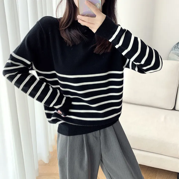 Fashion%20Slimming%20round%20Neck%20Sweater%20Women's%20Black%20and%20White%20Striped%20Loose%20Korean%20Style%20Outer%20Wear%20Autumn%20and%20Winter%20All-Matching%20Base%20Sweater%20-%20Image%205