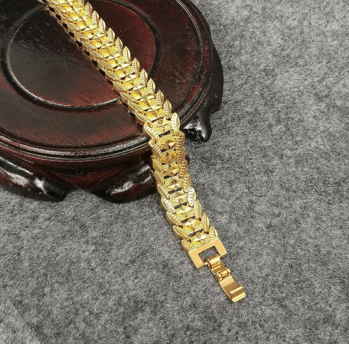 Gold%20Plated%20%20Chain%20Bracelet%20Wrist%20Jewelry%20Gift%20%20For%20Men%20%20-%20Golden%20-%20Image%203