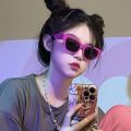 Korean version of Internet celebrity square Xiaohongshu sunglasses for women, high-end sense ins2024 new white frame sunglasses anti-UV-. 