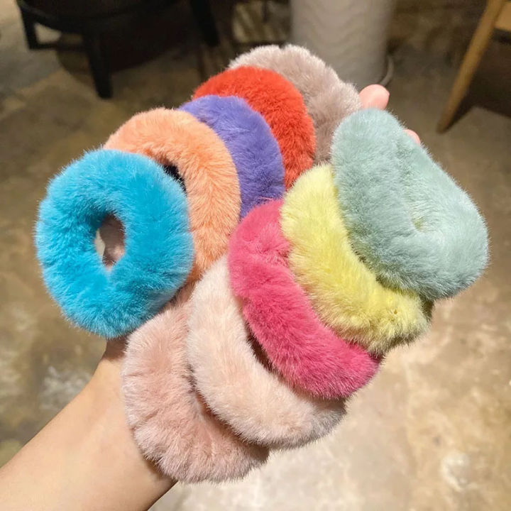 1%20pair%20rubber%20hair%20band%20for%20Women-%20Fluffy%20Hair%20band%20-%20Image%204