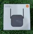 Mi Wi-Fi Range Extender Pro. 