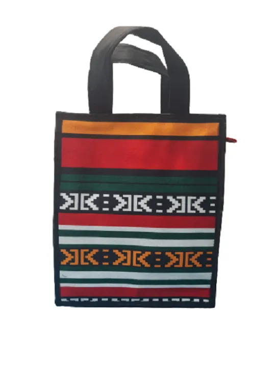 Fabric%20Lunch%20bag%20for%20every%20body-Black/%20whith%20-%20Image%204