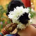Gajra/Hair flower gajra/hair gajra for wedding/artificial flower gajra for women's hair.