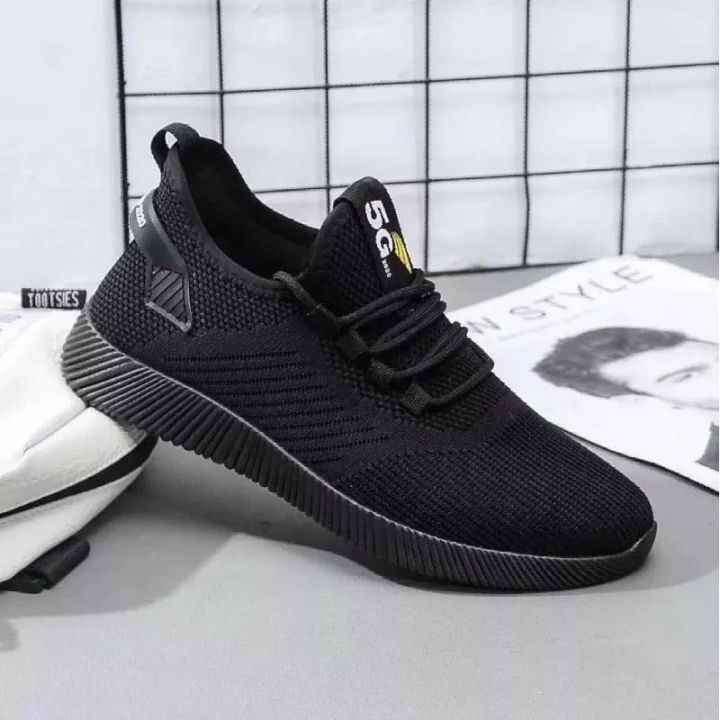 Men Casual Shoes Men Fashion Sneakers Fly knit Light weight Slip