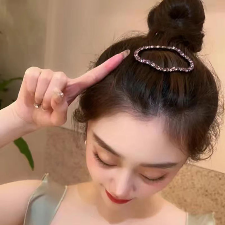 Irregular%20Cloud%20Shape%20Design%20Hair%20Clips%20Shining%20Full%20Rhinestone%20Hollow%20Out%20Hair%20Accessories%20Fashion%20Simple%20Hair%20Pins%20Side%20Clip%20Cologo%20-%20Image%202