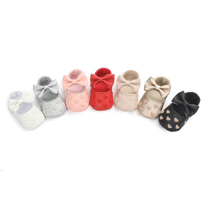 0-1%20year%20old%20one%20heart%20toddler%20shoes,%20with%20soft%20soles,%20baby%20shoes%20-%20Image%205