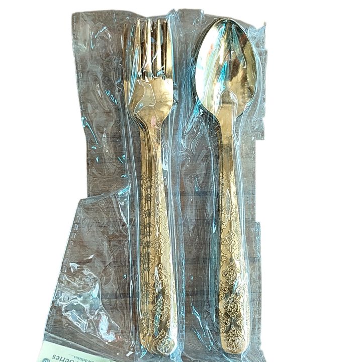 12-piece set of gold stainless steel spoons 6pcs Tea +6pcs frock for the kitchen.