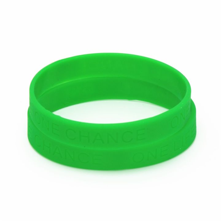 1PC%20Fashion%20Black%20Silicone%20Wristband%20Bracelet%20One%20Life%20One%20Chance%20Letters%20Bangles%20Rubber%20Bracelet%20Men%20Women%20Jewelry%20SH066%20-%20Image%206