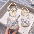 Girls sandals soft sole summer 2024 new children's bow medium and big children's baotou little girl crystal princess shoes.
