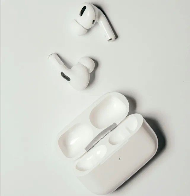 AirPods%20Pro%202nd%20Generation%20Dubai%20Made%20Wireless%20Earbuds%20White%20Noise%20Cancelling%20Best%20Quality%20AirPods%20Pro%20-%20Image%203