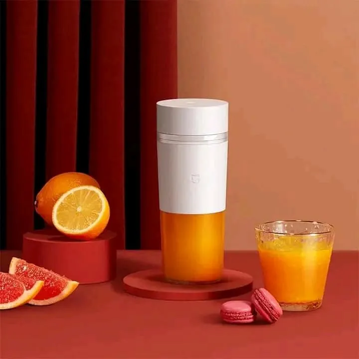 Xiaomi%20MIJIA%20Mini%20Juice%20Blender%20300ML%20Portable%20Juicer%20Cup%20-%20Image%202