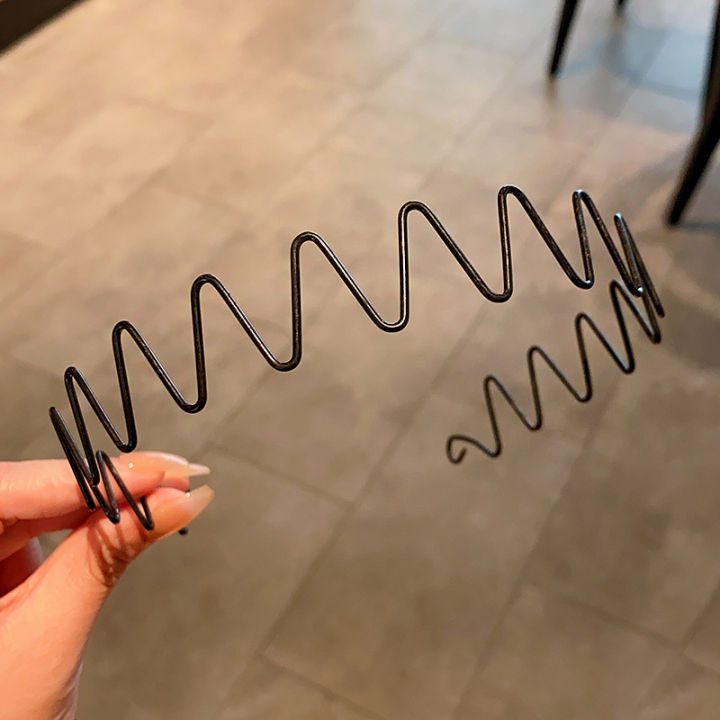 Simple%20Black%20Toothed%20Face%20Wash%20Hair%20Bands%20Male%20and%20Female%20Personality%20Broken%20Hair%20Finishing%20Headdress%20Hairpin%20Non-Slip%20Pressure%20Hair%20Bundle%20-%20Image%206