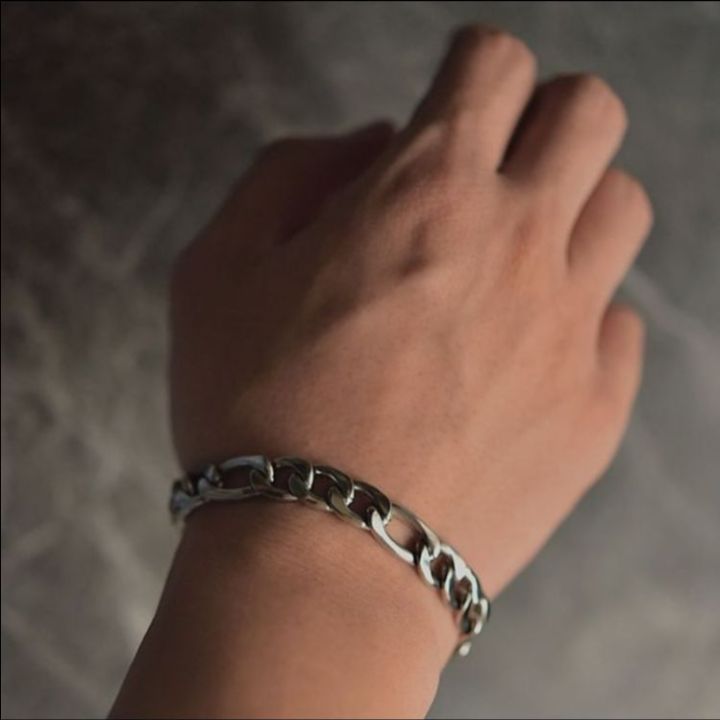 Stainless%20Steel%20Silver%20Chain%20Bracelet%20for%20Men%20-%20Image%202