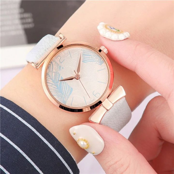 Fashion%20Watch%20Women%20Quartz%20Watch%20Ladies%20Simple%20Leather%20Wristwatch%20Women's%20Clock%20-%20Image%202