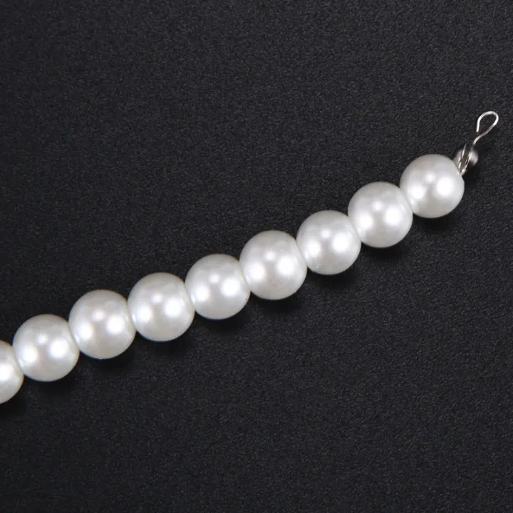Charm%20Pearl%20Necklace%20w.%20Metal%20Clasp%20-%20Image%206