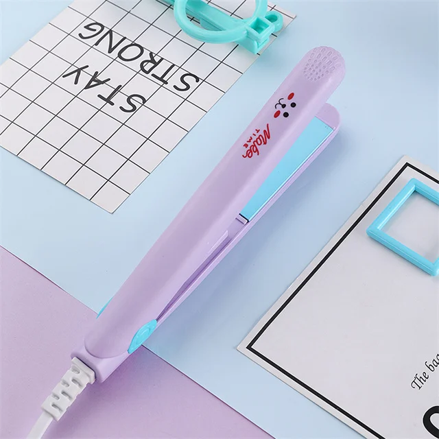 Mini%20Hair%20straightener,%20Mini%20Portable%20Travel%20Flat%20Iron%20with%20Dual%20Voltage%20-%20Image%203