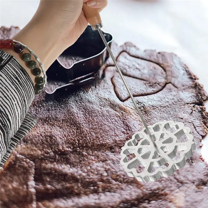 Aluminum%20Waffle%20Mold%20Swedish%20Rosette%20Maker%20Timbale%20Rosettes%20Cookie%20Mold%20with%20Handle%20-%20Image%208