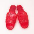 Crystal Slippers Women's Transparent Non Slip Outdoor Mom Sandals Women's Plastic Flat Heel Home Summer Bath Bath Shoes. 