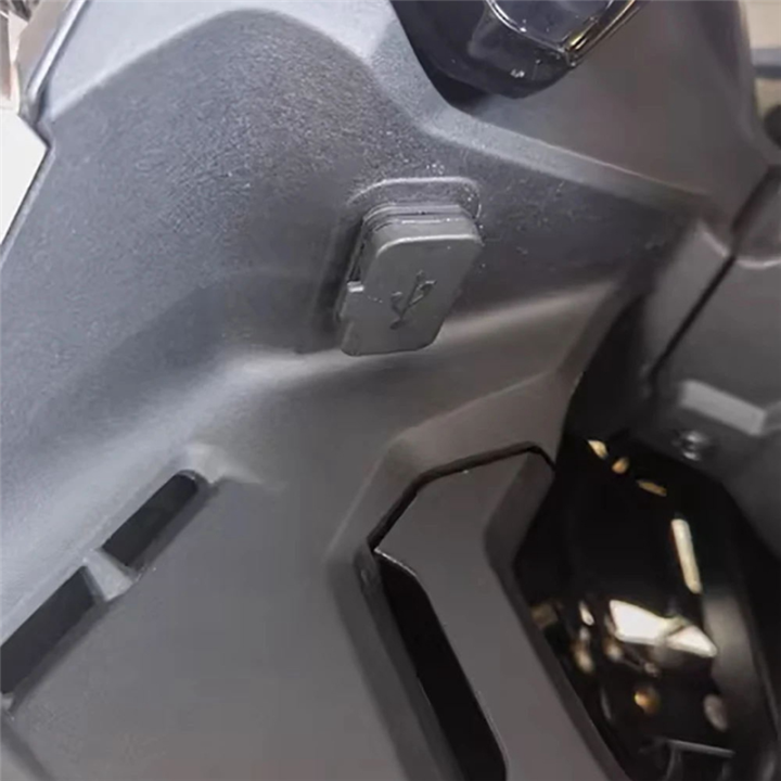 1%20Piece%20Motorcycle%20USB%20Power%20Charging%20Interface%20Socket%20Impulse%20Charge%20Port%20Black%20Plastic%20for%20450SR%20SR450%20800NK%20800%20-%20Image%204