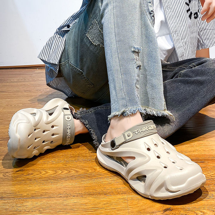 Mens%20Clogs%20Shoes%20Eva%20Foam%20Men%20Summer%20Slide%20Sandals%20Soft%20Sole%20Male%20Mules%20Fashion%20Hollow%20Men's%20Slippers%20Thick%20Bottom%20Clappers%20-%20Image%205