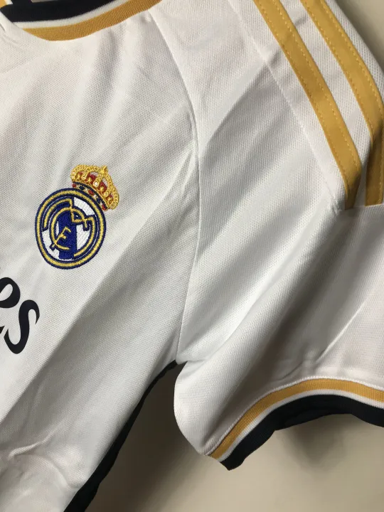 Real%20Madrid%20Home%20Jersey%2023/24%20Fan%20Version%20Short%20Sleeves%20Football%20Jersey%20-%20Real%20Madrid%20Jersey%20-%20Image%205