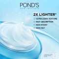 Ponds Super Light Gel Moisturiser - 98 ml. 