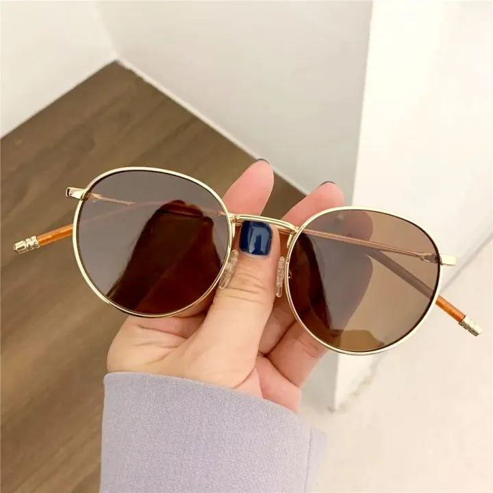 Polarized%20Lenses%20Round%20Sunglasses%20Comfort-Fit%20Lightweight%20Fashion-Forward%20Metal%20Eyewear%20Unisex%20Frames%20Retro%20Shades%20for%20Outdoor%20Activities%20All%20Genders%20Sun%20Protection%20Driving%20Eyewear%20-%20Image%203
