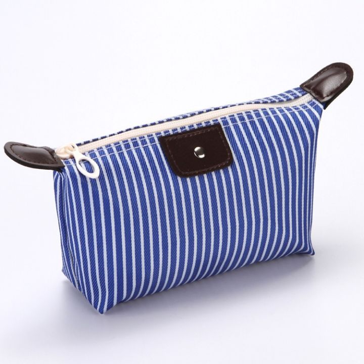 Portable%20Large%20Capacity%20Striped%20Cosmetic%20Bag%20for%20Women%20Girls%20Travel%20Beauty%20Cosmetic%20Bag%20with%20Zipper%20Fashion%20Cosmetic%20Bag%20Pouch%20Foldable%20Storage%20Bag%20-%20Image%209