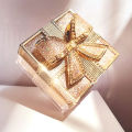 2 Colors Makeup Loose Powder Transparent Finishing Powder Waterproof Cosmetic Puff For Face Finish Setting With Puff.