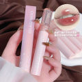 Sagino Bubble Bear Lip Glaze Light and transparent mirror glass lips are moisturizing and easy to color, showing white lipstick, women's affordability. 