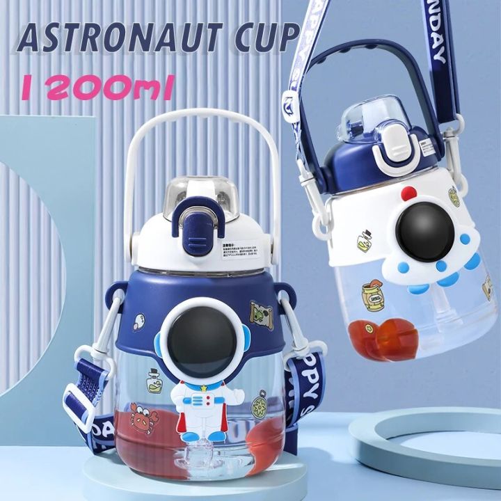 Cute Little Boys Plastic Cup Children Water Cup Sippy Cup Creative Handy Cup Cartoon Astronaut Children Cup Students Water Cup