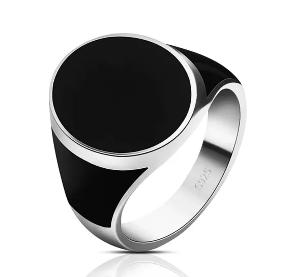 Stainless%20Steel%20Finger%20Ring%20for%20Men%20Stylish%20Fashion%20Accessory%20Durable%20and%20Sleek%20-%20Image%203