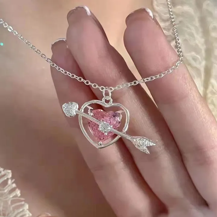 One%20Arrow%20Piercing%20Heart%20Pink%20Diamond%20Necklace%20Light%20Luxury%20Jewelry%20Girlfriend%20Birthday%20Gift%20-%20Image%202