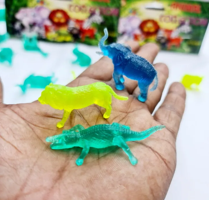 Animal%20Kingdom%20Set%20for%20Kids%20Plastic%20Mini%20Jungle%20Animals%20Toys%2022%20Piece%20Set%20Animal%20Collection%20For%20Kids%20animal%20juicer%20animal%20toy%20set%20-%20Image%208
